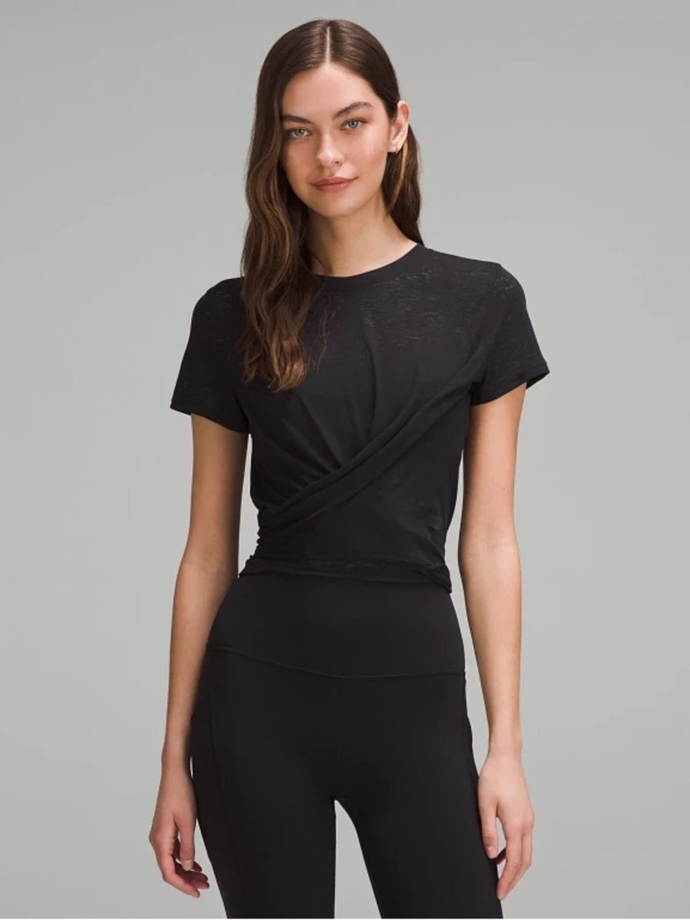 Lululemon SIZE 8 Tie waist breathable short sleeve top in black